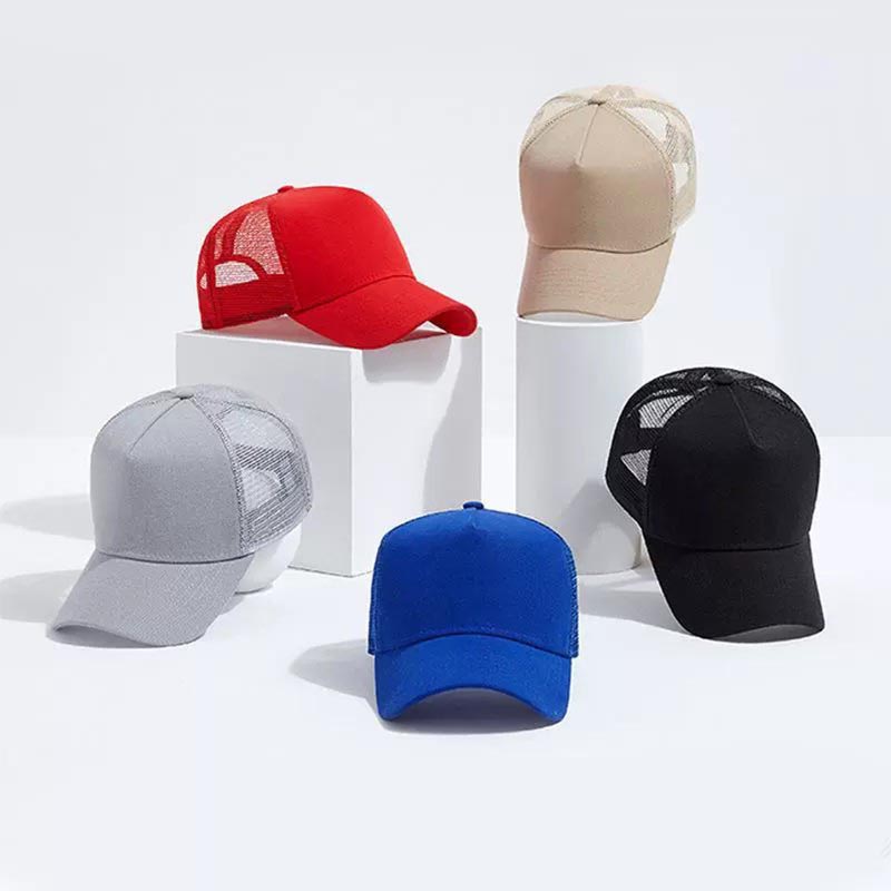 Barevné klobouky Trucker